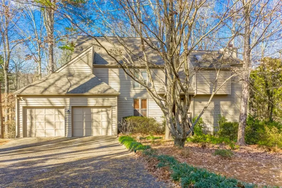 4138 Edinburgh TRL NE, Roswell, GA 30075