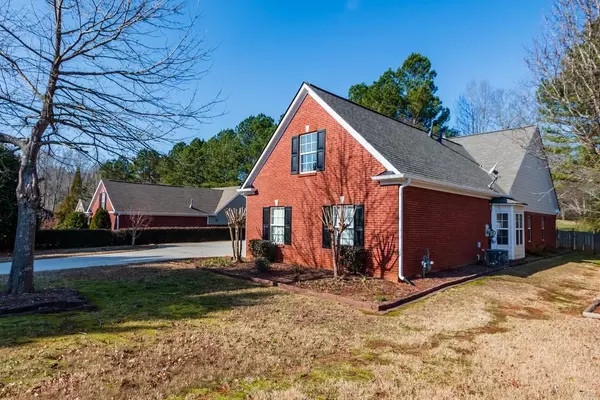 Dawsonville, GA 30534,236 BENT RIDGE DR N