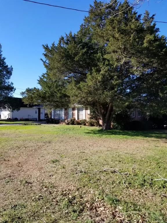 Monroe, GA 30656,617 Lakeview DR