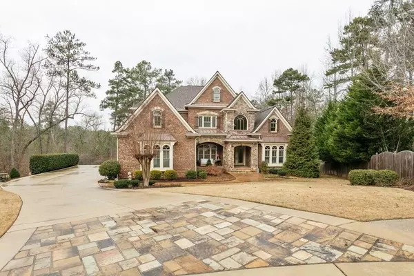 5654 Golden Vale PT NW, Acworth, GA 30101