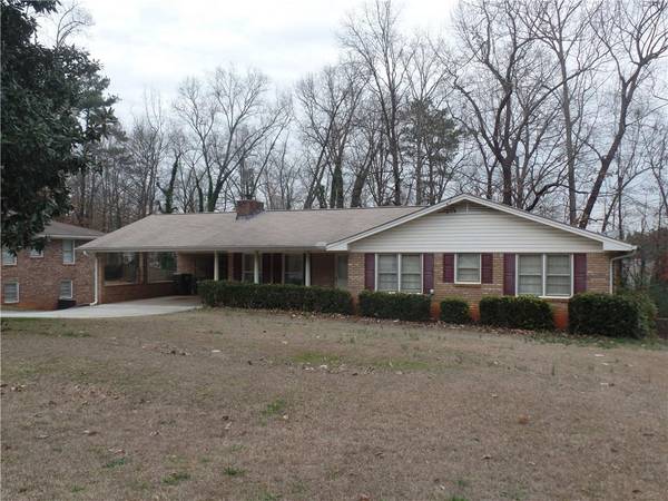 5676 Woodland DR, Douglasville, GA 30135