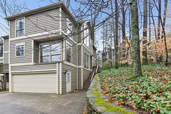 3010 Steeplechase DR #6, Alpharetta, GA 30004