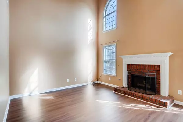 Alpharetta, GA 30022,310 Aqueduct CT