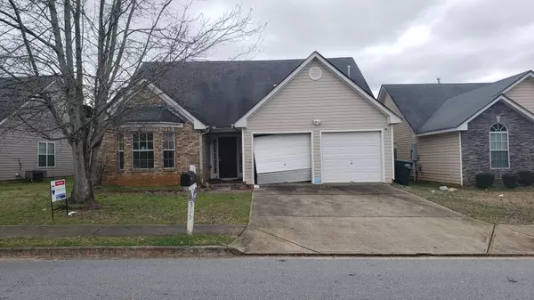 315 Spring Lake TER, Covington, GA 30016