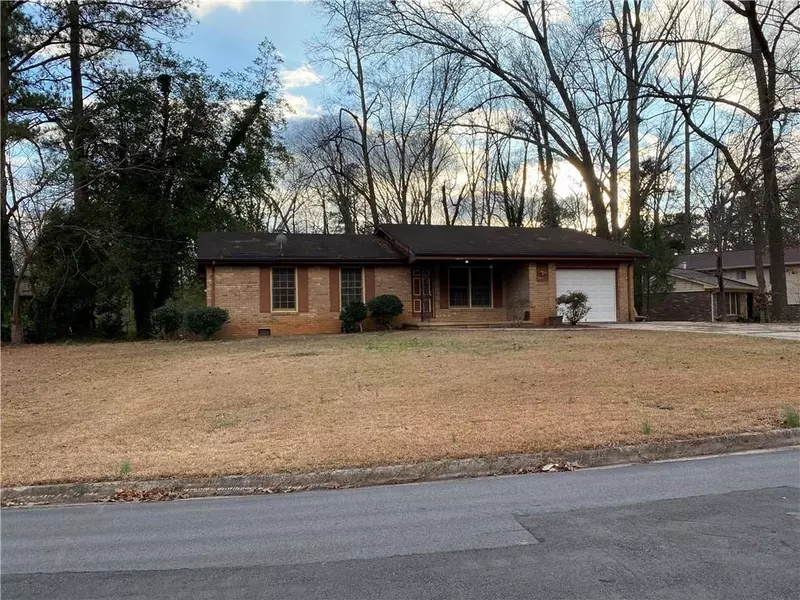 2561 Appomattox DR, Decatur, GA 30034