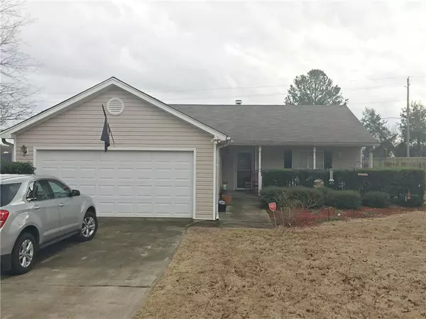 206 Ravenwood CT, Bethlehem, GA 30620