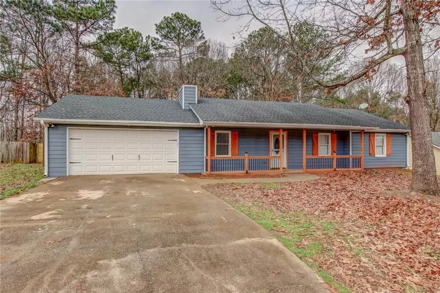 185 Lazy Hollow LN, Covington, GA 30016