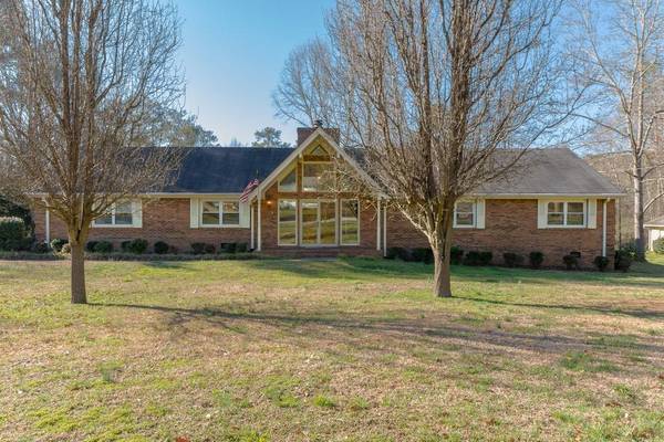 70 HEARTHSTONE DR, Stockbridge, GA 30281