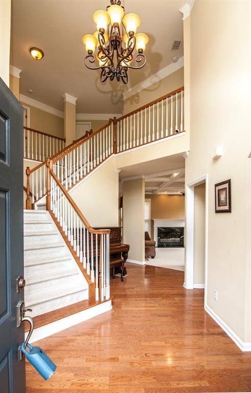 Alpharetta, GA 30005,460 Hendron PL