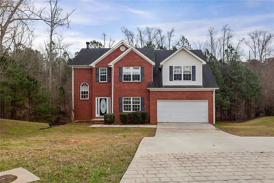 7058 Spruce CIR, Fairburn, GA 30213