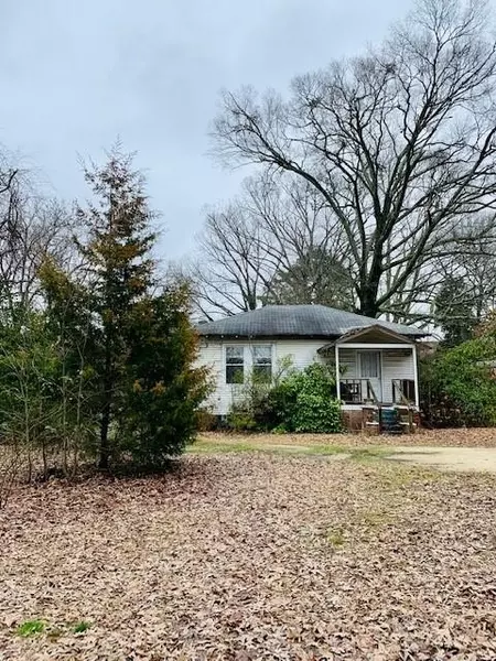 6546 N Sweetwater RD, Lithia Springs, GA 30122