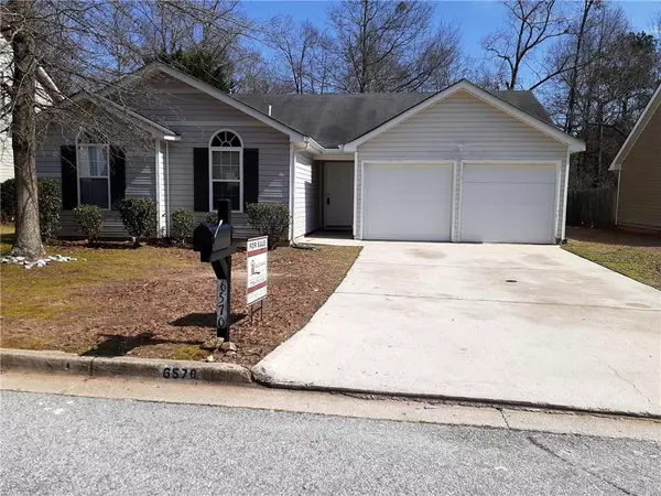 6570 Pole Creek, Lithonia, GA 30058