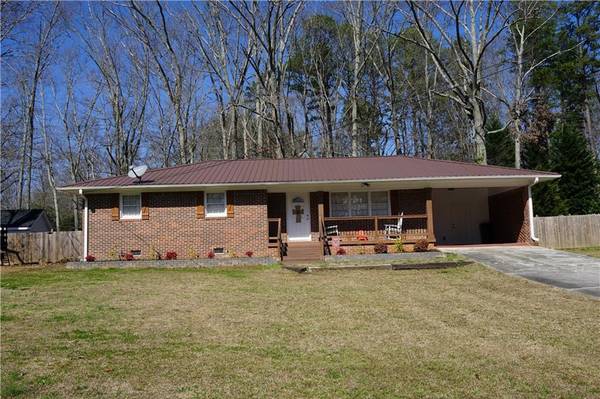 149 Eaves Rd., Bremen, GA 30110