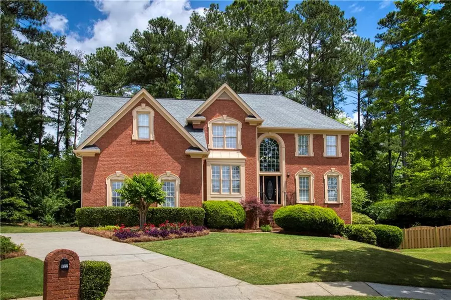 822 Forest Path LN, Alpharetta, GA 30022