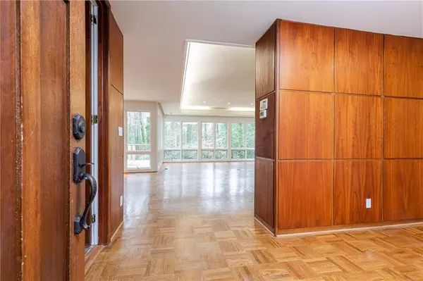 Atlanta, GA 30327,3707 Randall Mill RD NW