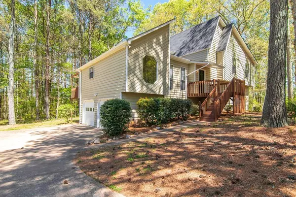 Woodstock, GA 30188,513 Honeysuckle LN