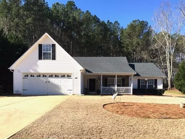 160 Laurel LN, Social Circle, GA 30025