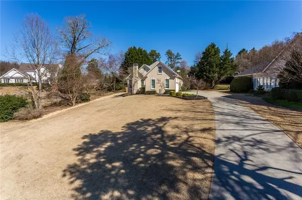 Suwanee, GA 30024,3360 Chartwell LN