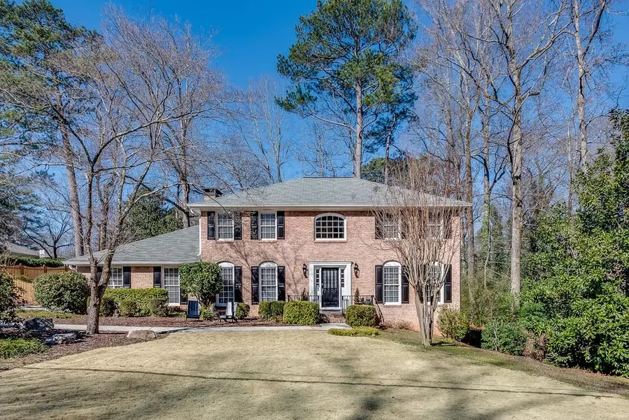 5491 Trowbridge DR, Dunwoody, GA 30338