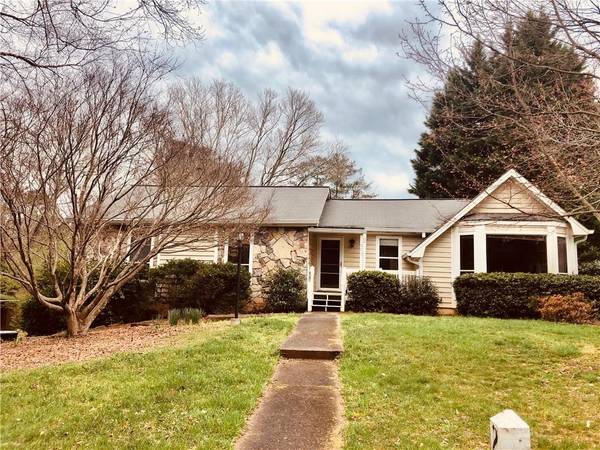 275 TRUEHEDGE TRCE, Roswell, GA 30076