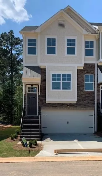 2731 Hedgeway CIR, Kennesaw, GA 30144