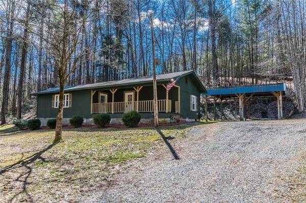 225 Mountain Ash RD, Ellijay, GA 30536