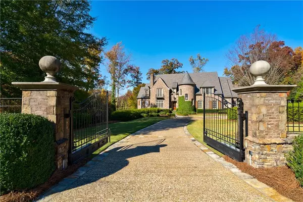 Sandy Springs, GA 30327,4719 Northside DR NW