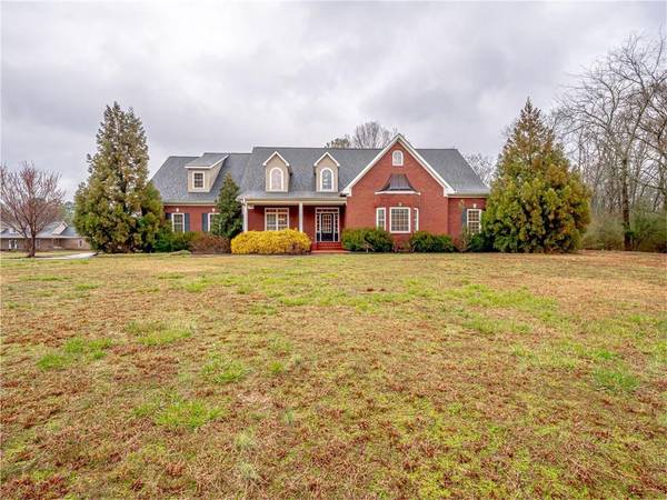 761 Pleasant Valley RD SE, Silver Creek, GA 30173