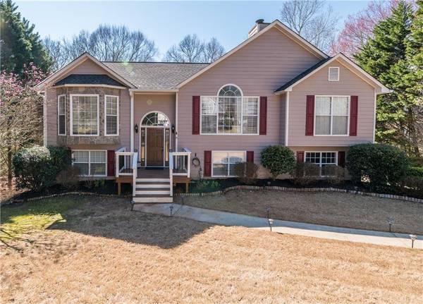 4071 Robindale DR, Douglasville, GA 30135