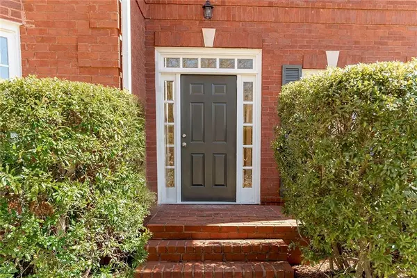 Alpharetta, GA 30004,2060 Knightsbridge WAY