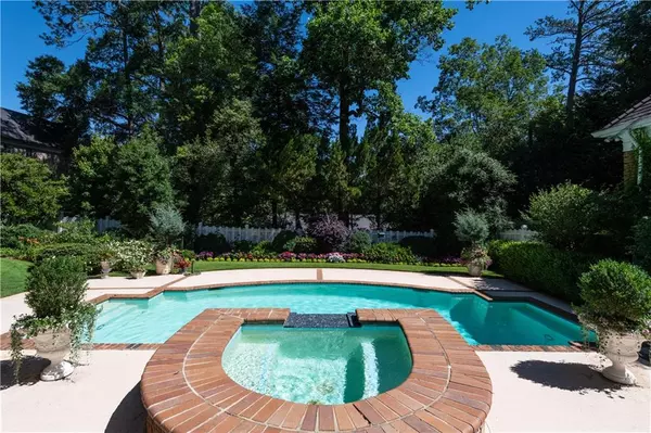 Atlanta, GA 30327,1063 W Paces Ferry RD NW
