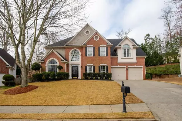 2046 Suwanee Woods LN, Duluth, GA 30097