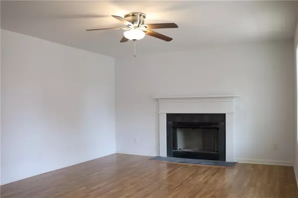 Hiram, GA 30141,293 Gray RD