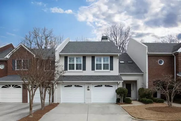 Sandy Springs, GA 30327,5664 River Oaks PL