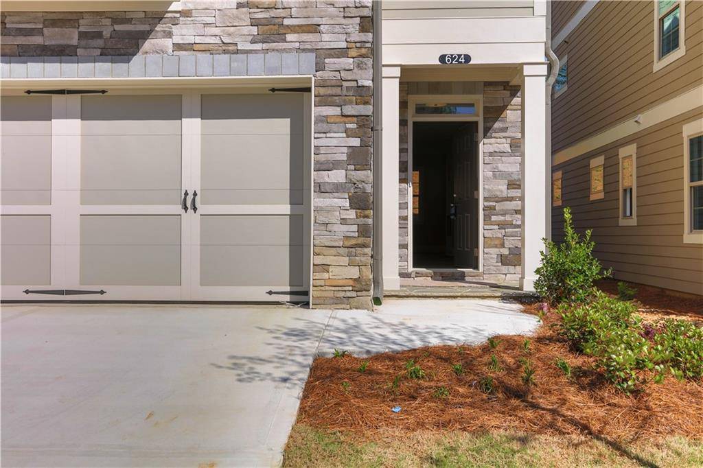 Marietta, GA 30066,624 Crosshaven DR