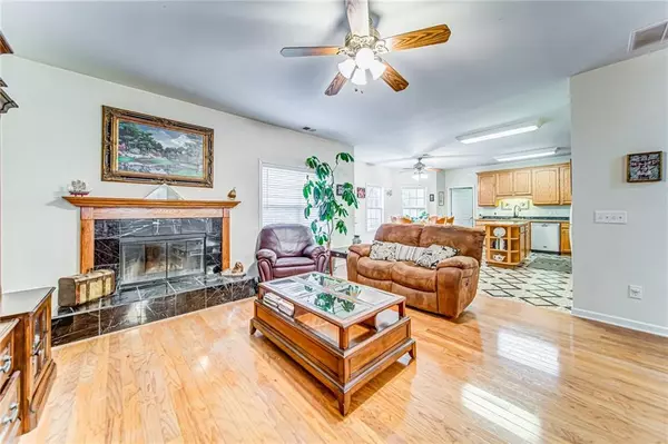 Woodstock, GA 30188,1016 Inca LN