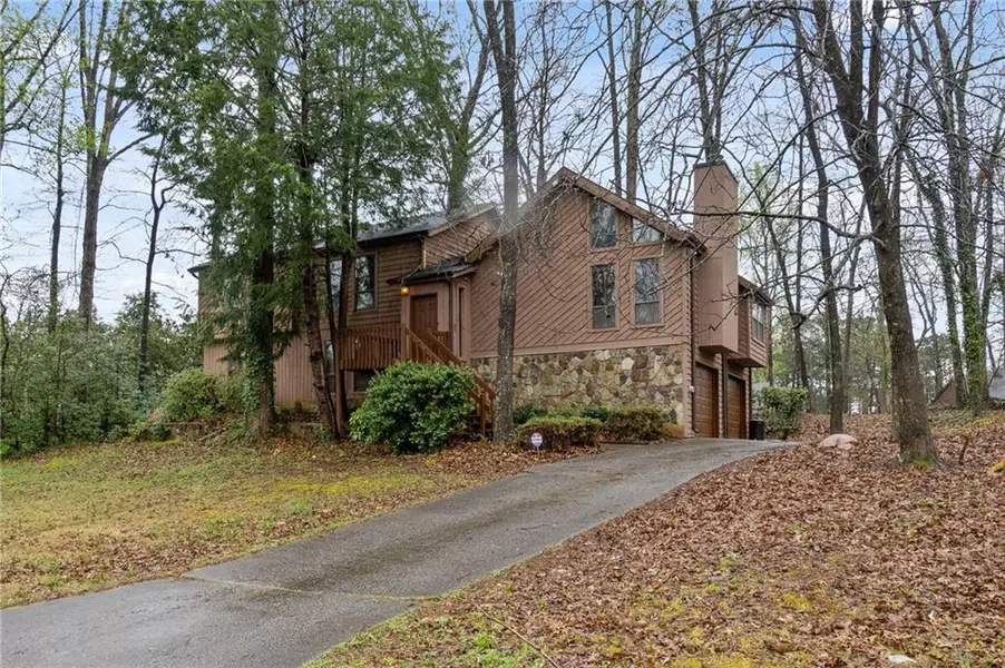 5071 Post Road CT, Stone Mountain, GA 30088