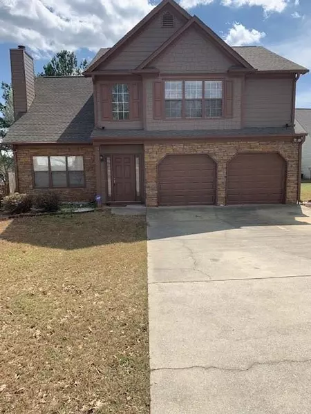 3915 Bradstone TRCE NW, Lilburn, GA 30047