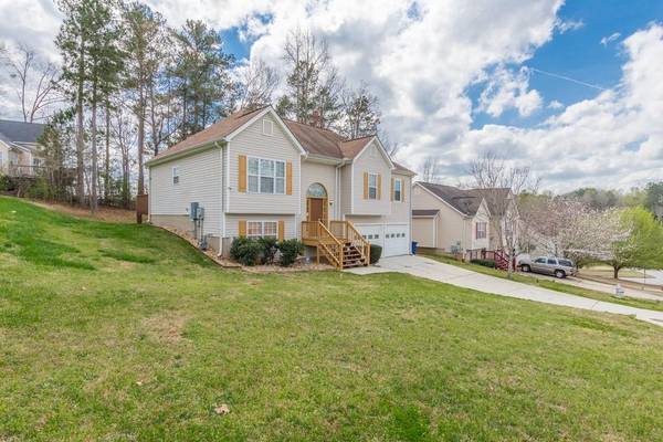 6295 Hampstead LN, Douglasville, GA 30134