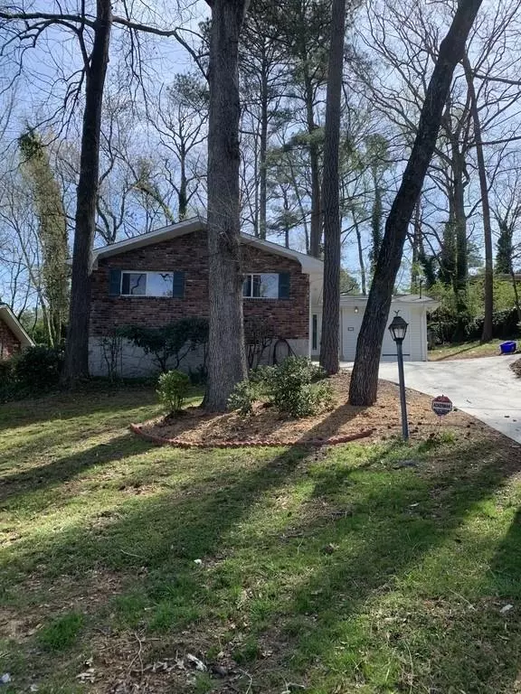 Atlanta, GA 30345,2218 Capehart CIR NE