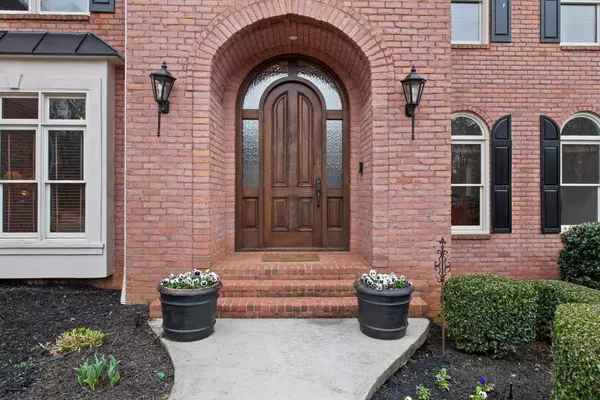 Alpharetta, GA 30022,330 Stanyan PL