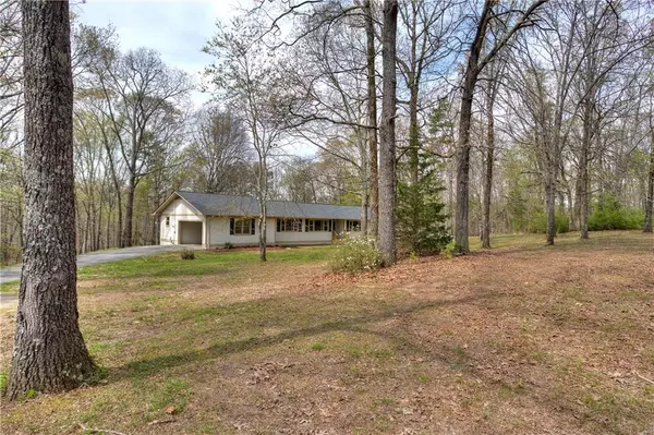 Adairsville, GA 30103,153 Pleasant Valley RD