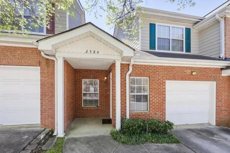 2584 Laurel CIR NW, Atlanta, GA 30311