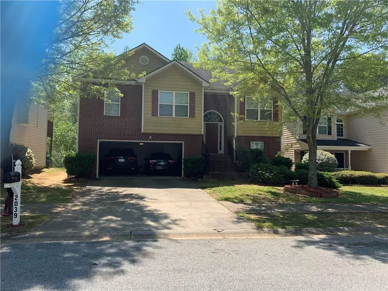 2039 Redwood TRCE, Ellenwood, GA 30294