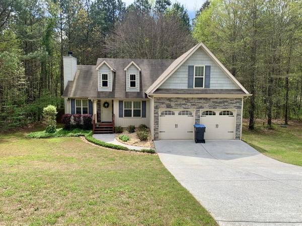 49 Kay RD NE, White, GA 30184