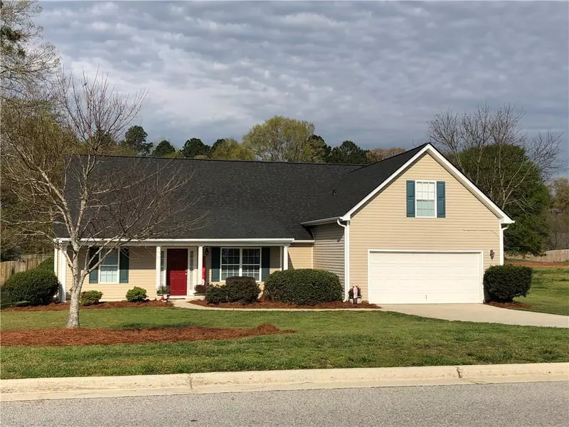 25 Creek Bend TRL, Oxford, GA 30054