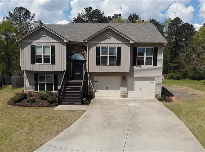 1913 Wheatfield CIR, Loganville, GA 30052