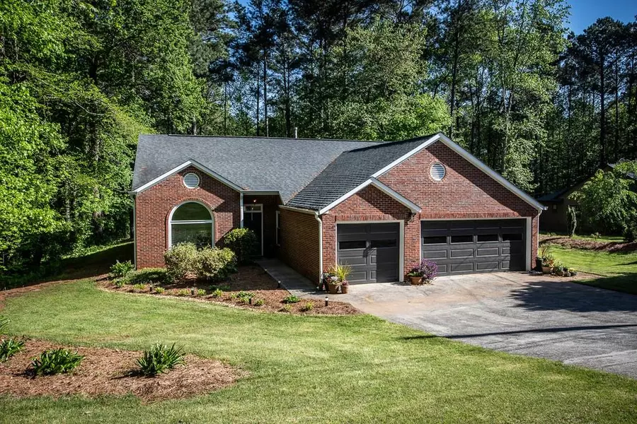 5635 Bay Island Cay NW, Acworth, GA 30101