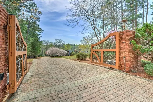 Flowery Branch, GA 30542,6003 Overby RD