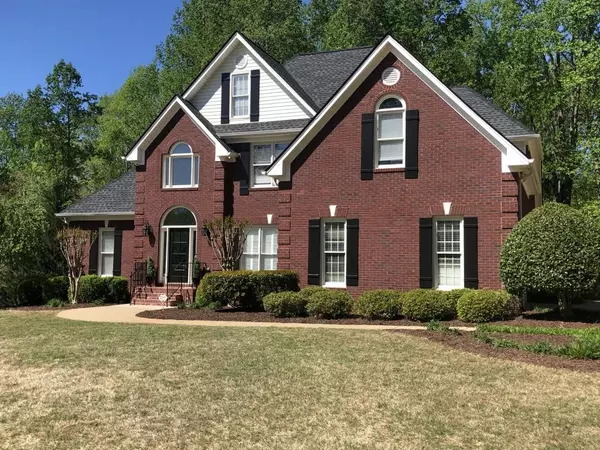 5012 Oak Farm WAY, Flowery Branch, GA 30542